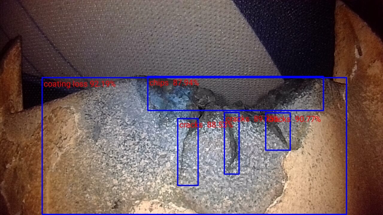 Yateks industrial videoscope AI defect detection example, identifying chips and cracks on gear surface during NDT inspection